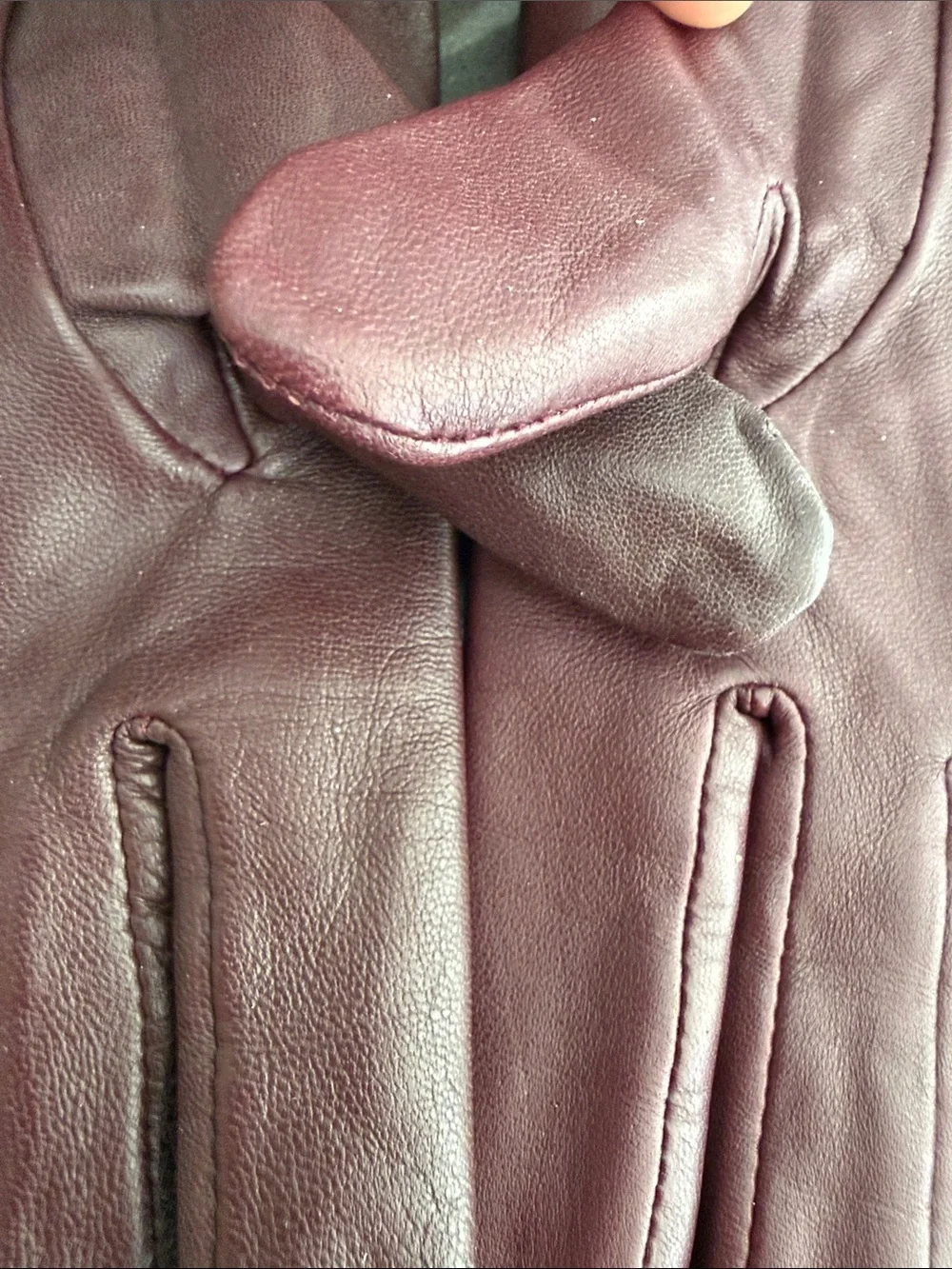 3M Thinsulate Leather Gloves. SO SOFT! Women's. Burgundy/Mauve. Size Large.